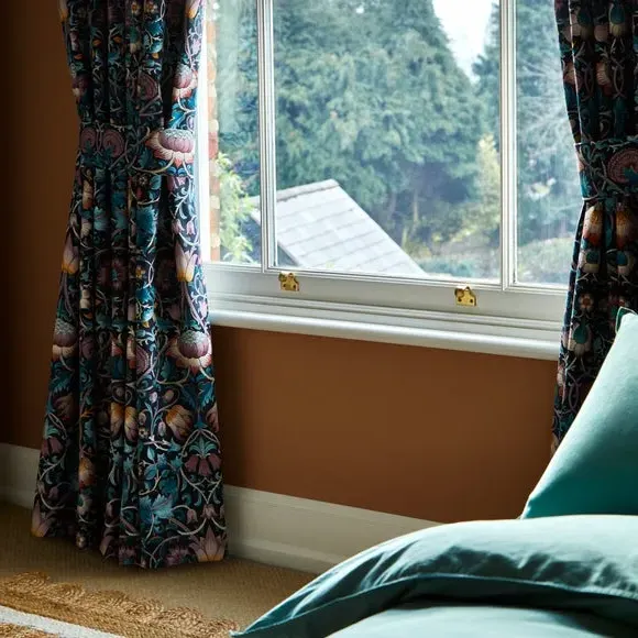 Curtain Tieback with Lodden Pattern - Navy Blue, Velvet