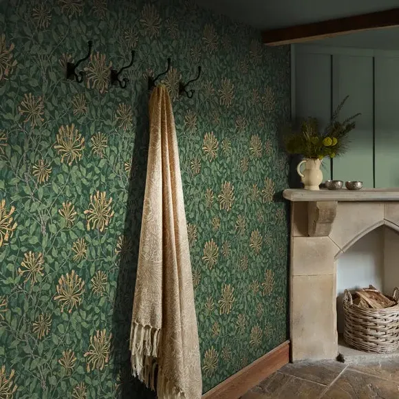 Honeysuckle Wallpaper - Verde, Matte Finish