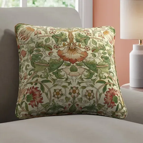 Lodden Cushion Cover Made to Order - Strawberry