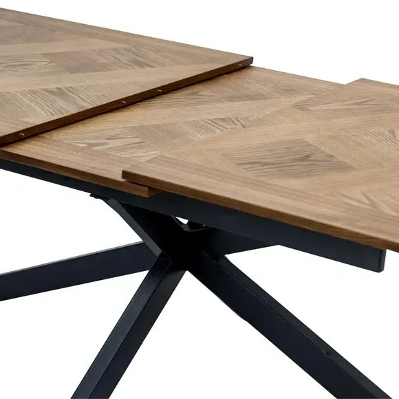 Extendable Dining Table - Medium Oak, Veneer