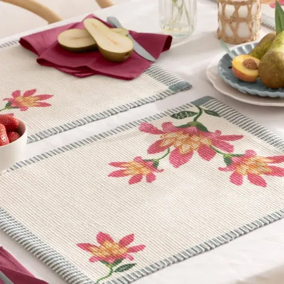Set of 4 Placemats Floral Design - Multicolor image