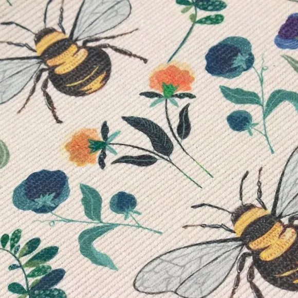 Table Runner Bee Floral - Multicolor, Polyester
