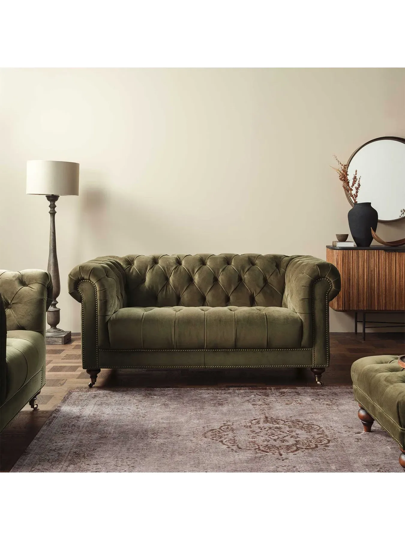 2-Seater Chesterfield Sofa - Green, Velvet