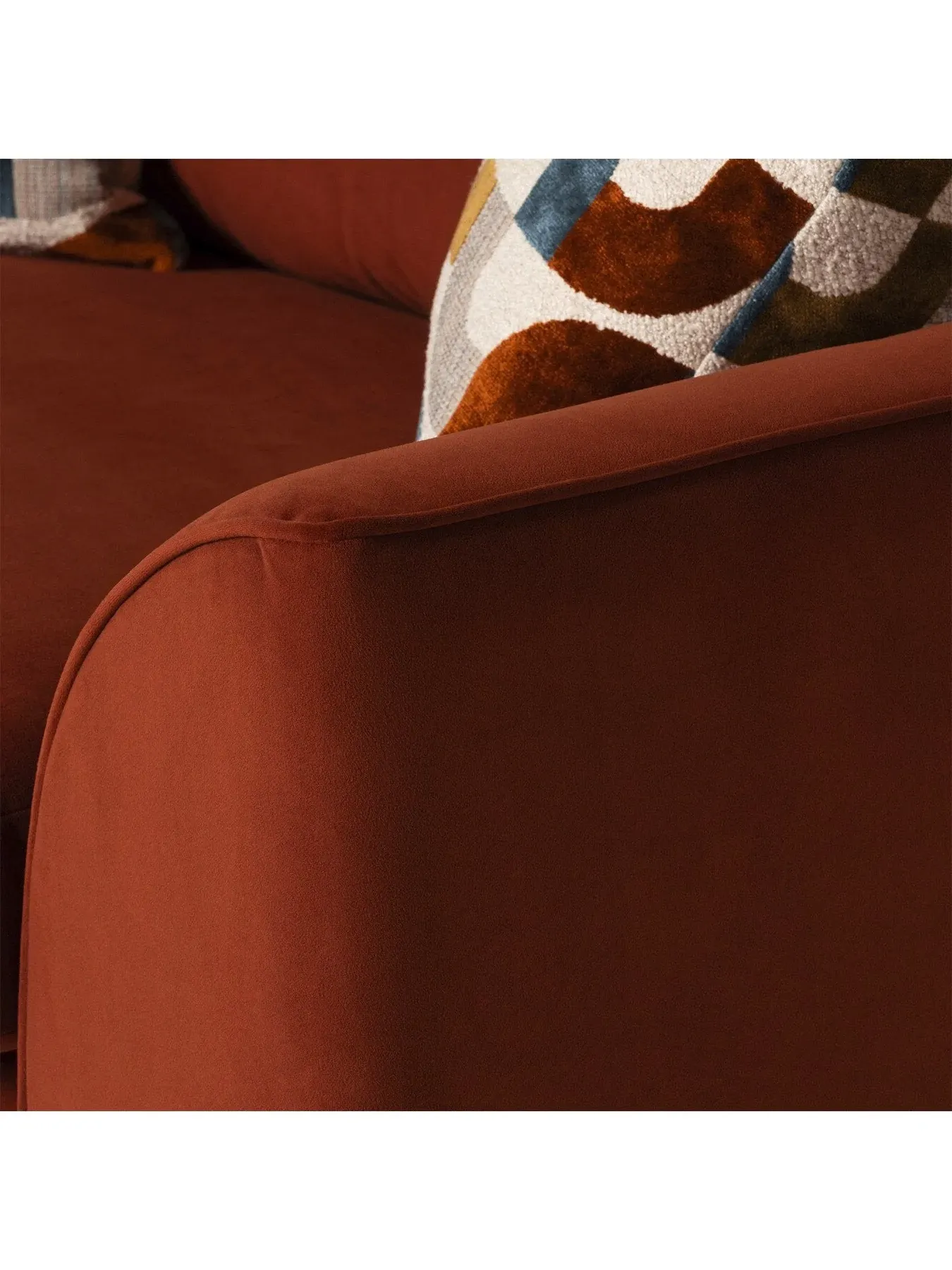 2-Seater Snuggle Chair with Wooden Feet - Red, Fabric