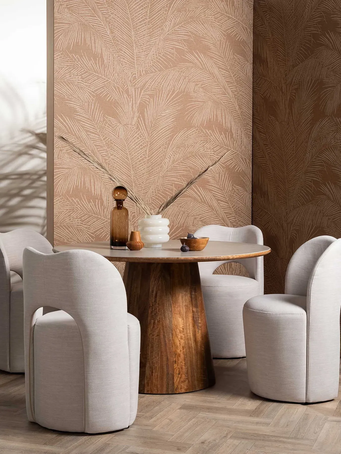 Round Dining Table Seats 4 - Brown, Mango Wood