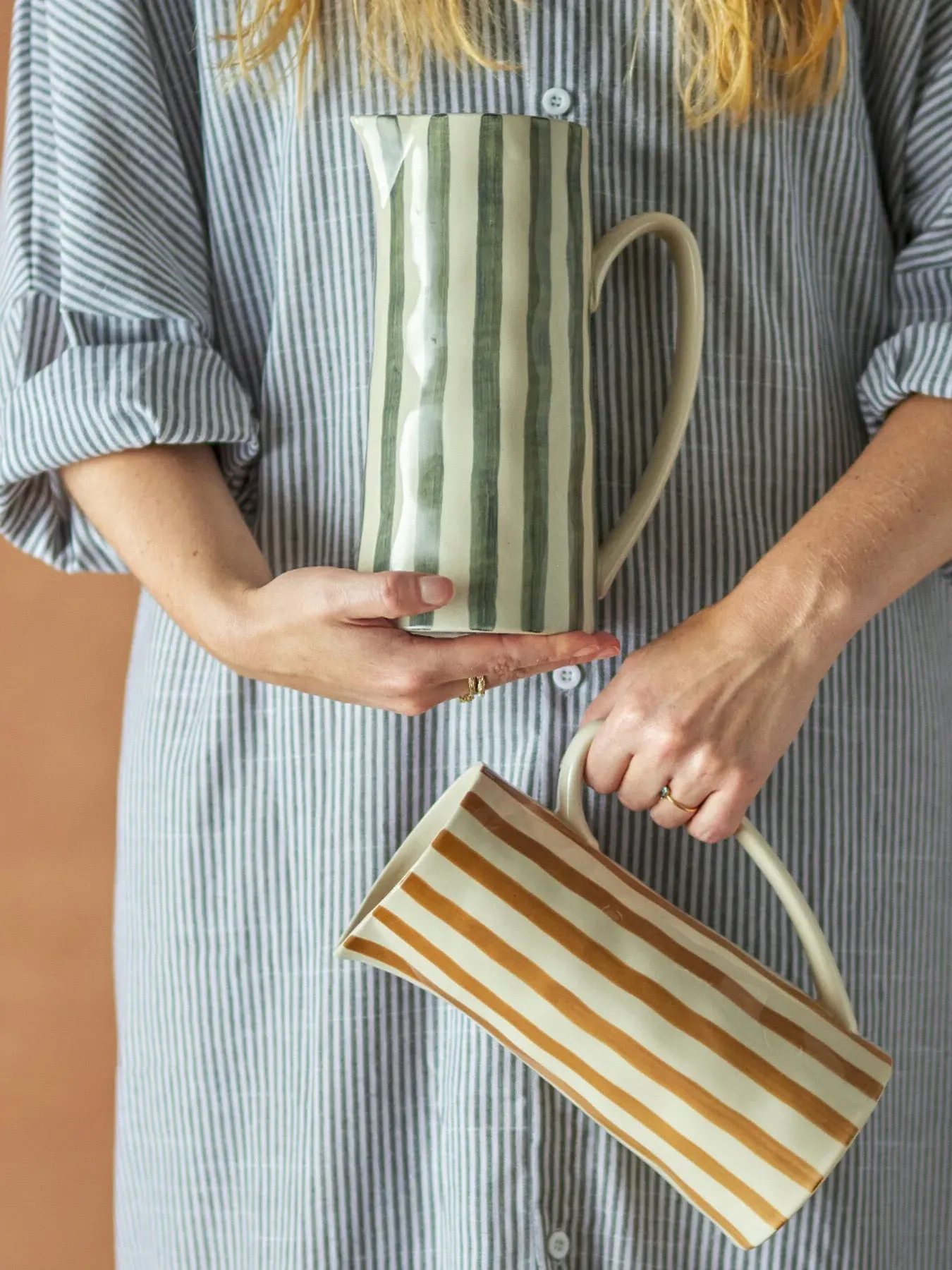 Ceramic Jug with Striped Pattern - Brown