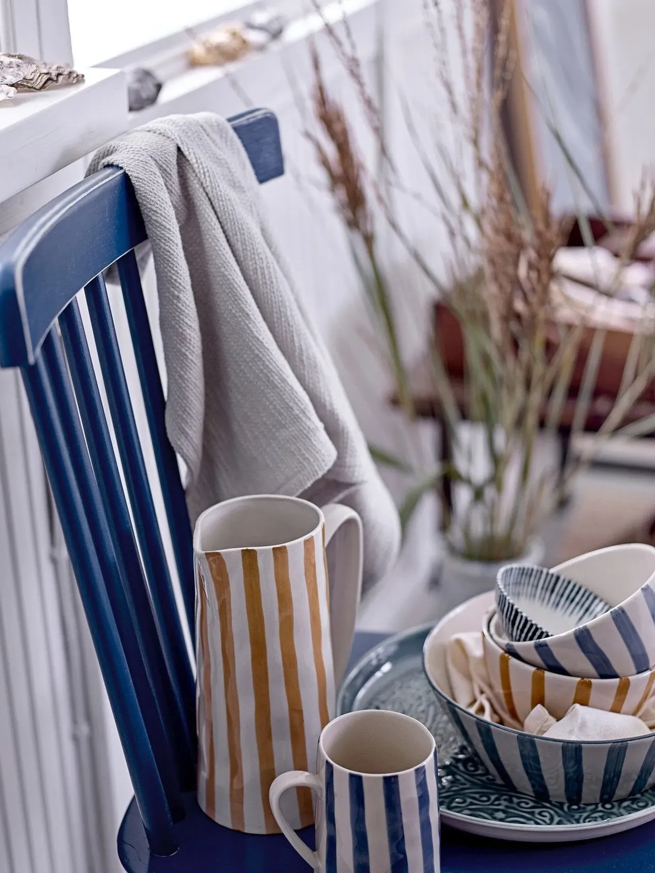Ceramic Jug with Striped Pattern - Brown