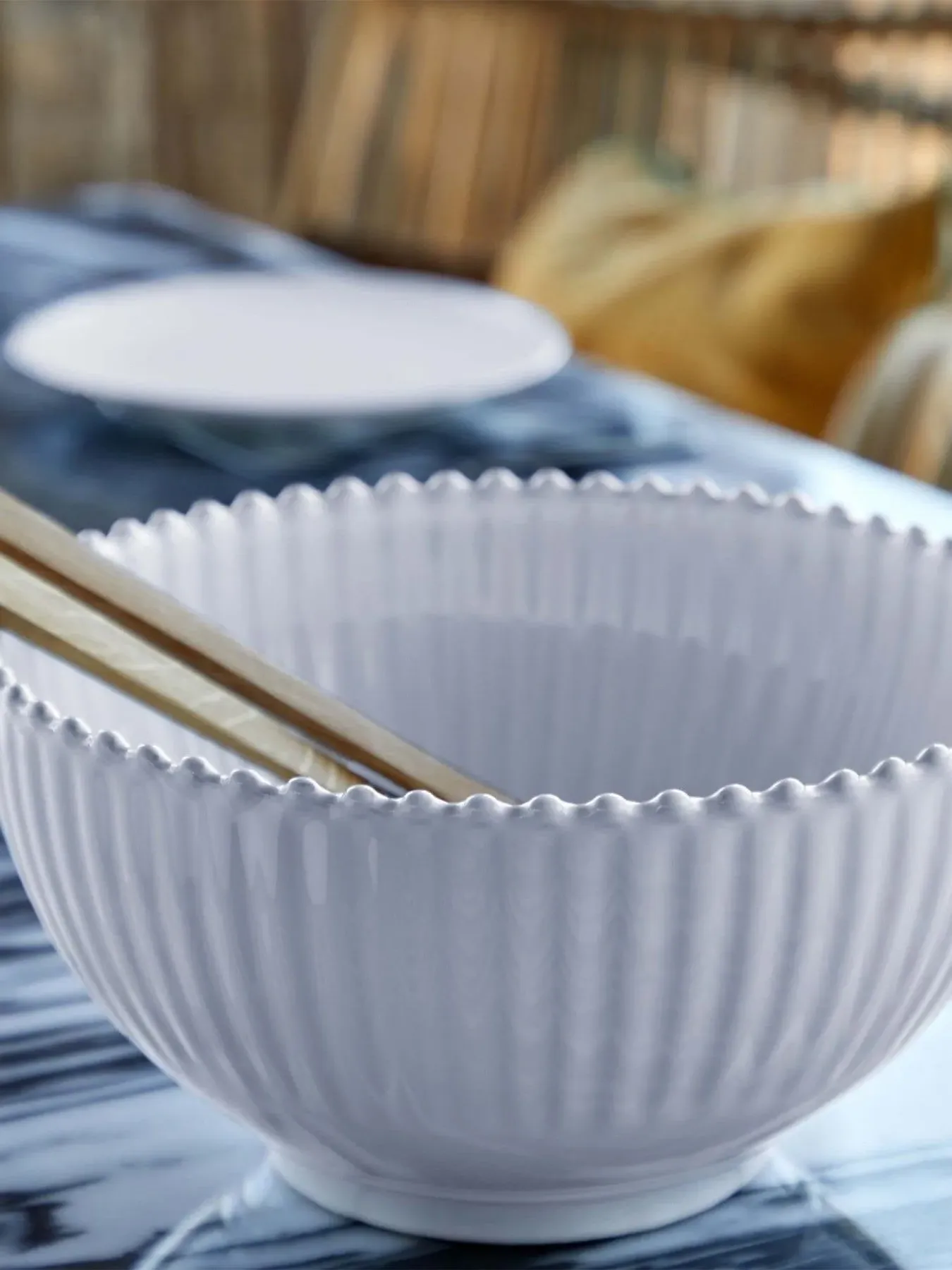 27cm Serving Bowl with Beaded Rim - White, Stoneware