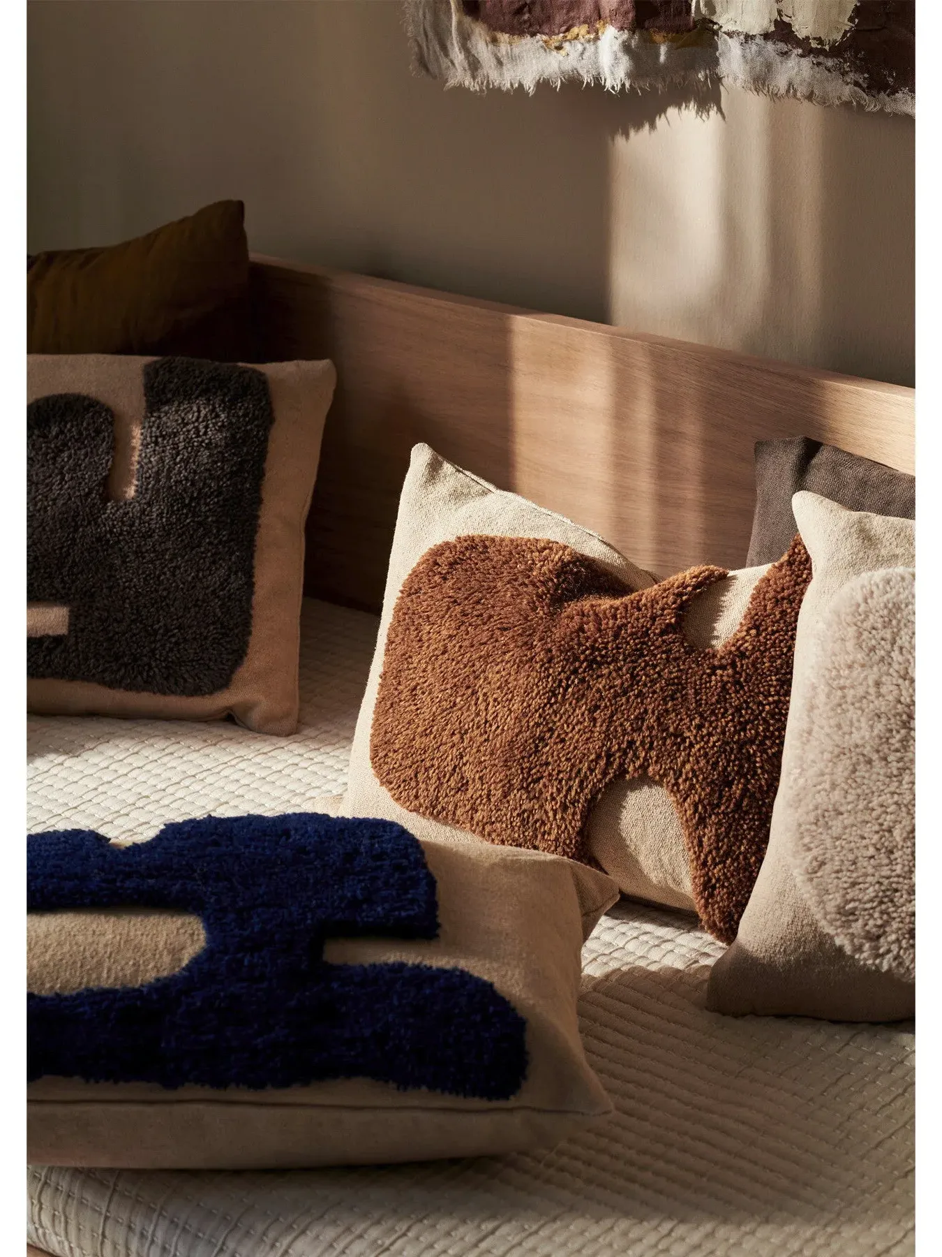 Lay Cushion with Tufted Design - Sand, Cotton