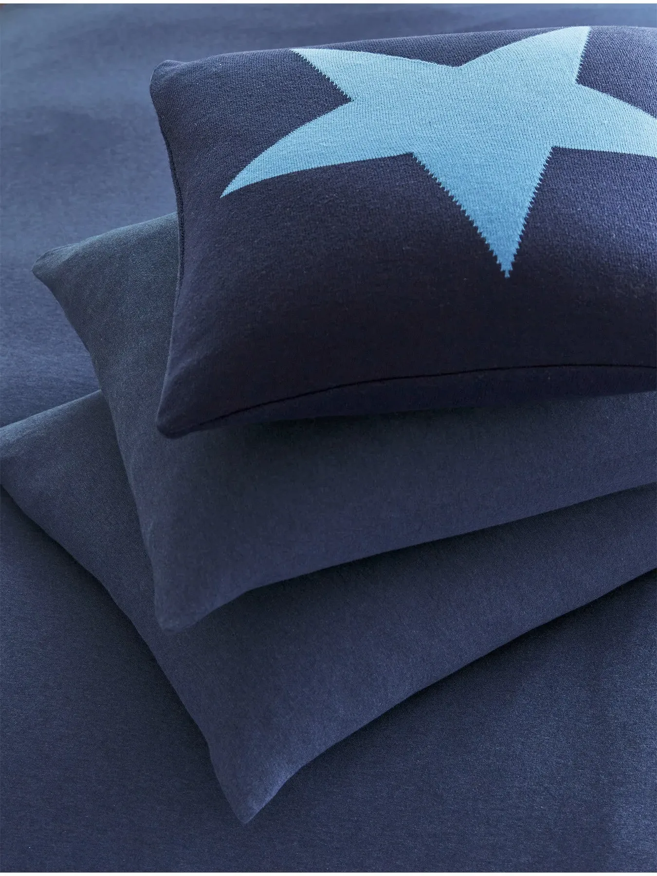 Square Star Cushion - Blue, Knit