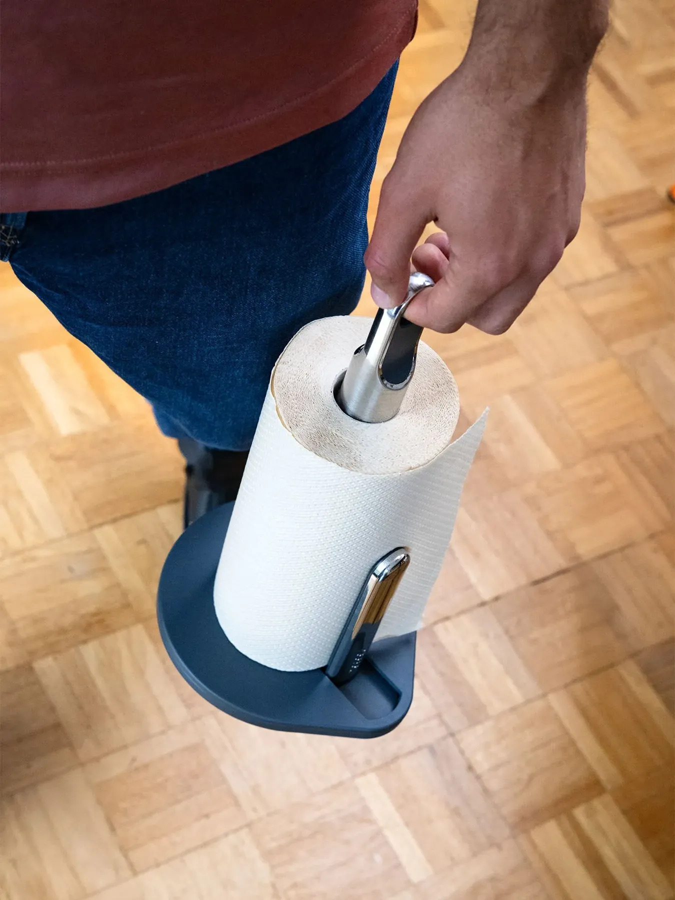 Kitchen Roll Holder with Tearing Blade - Graphite