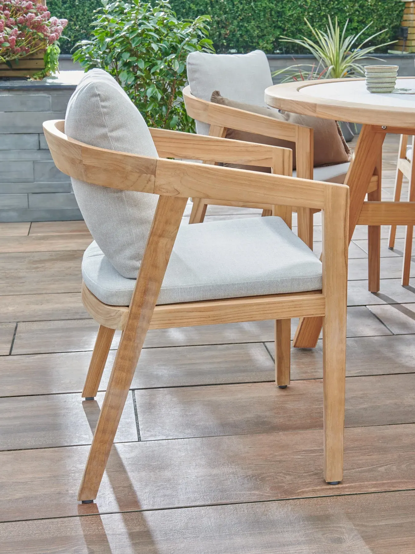 6-Seat Round Dining Set - Teak, Terrazo Top