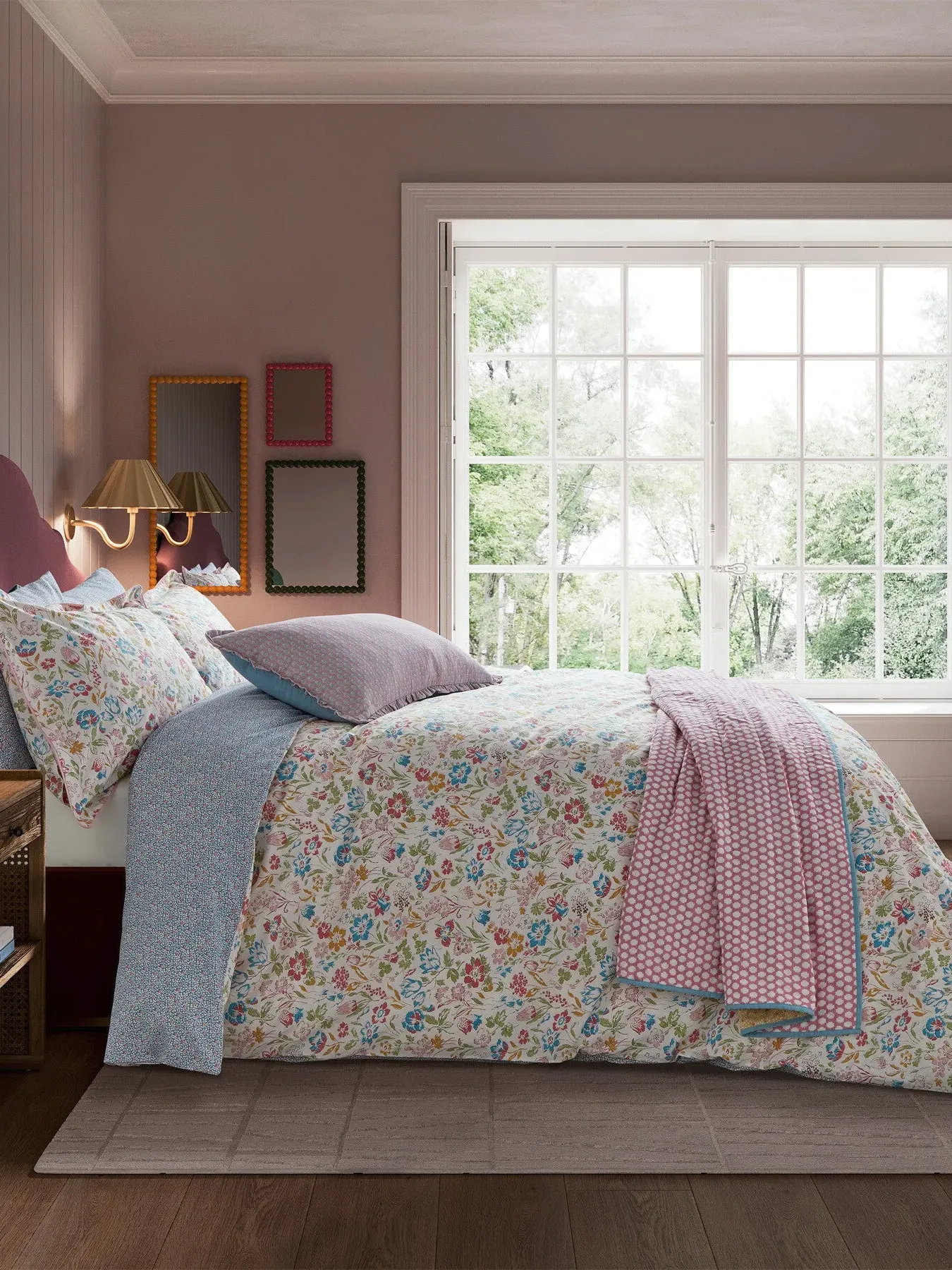 Double Meadowsweet Cover Set - Multi image
