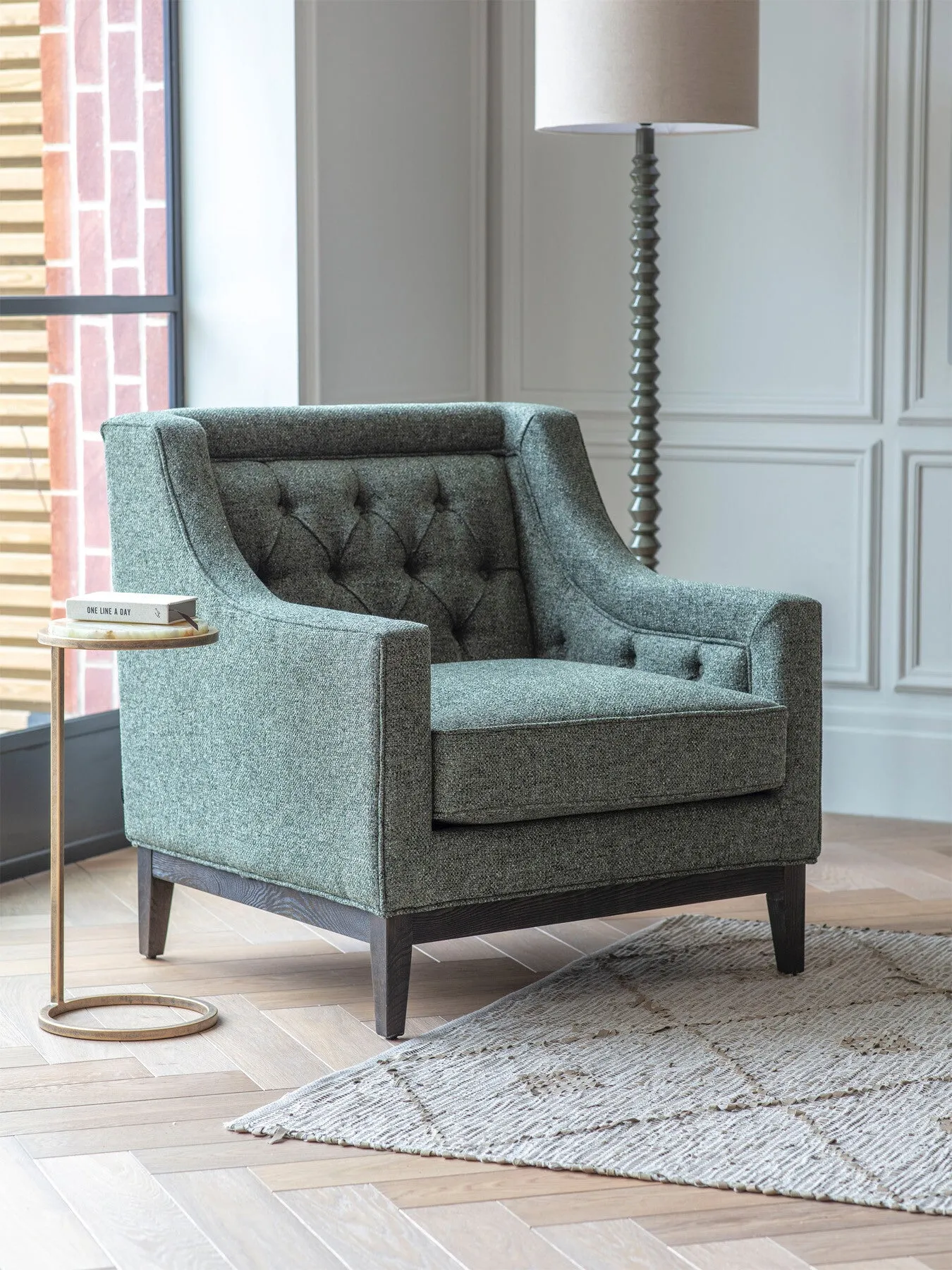 Buttoned Armchair - Green