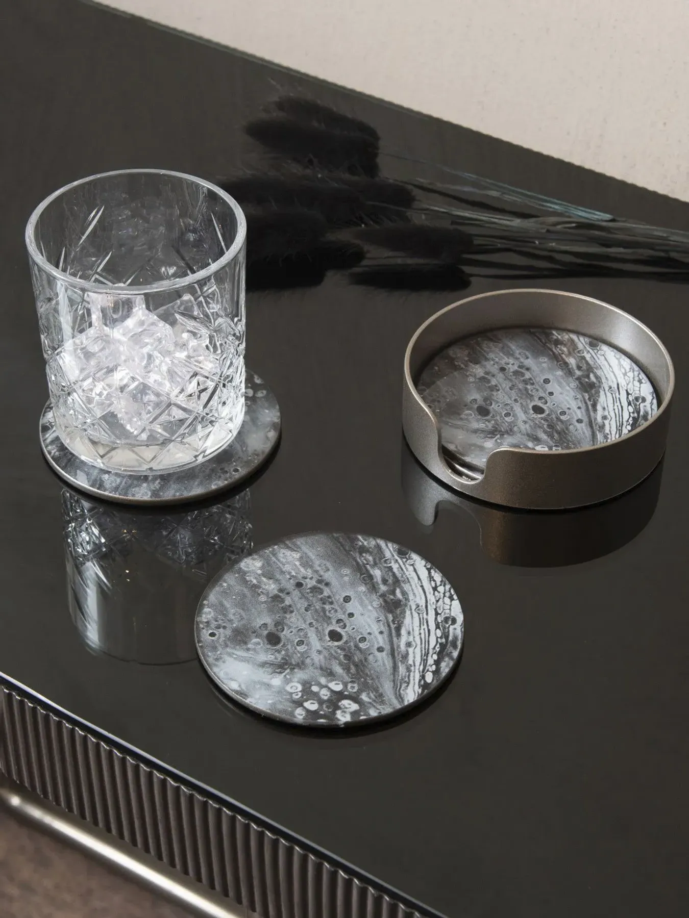 Set of 4 Swirl Coasters - Monochrome