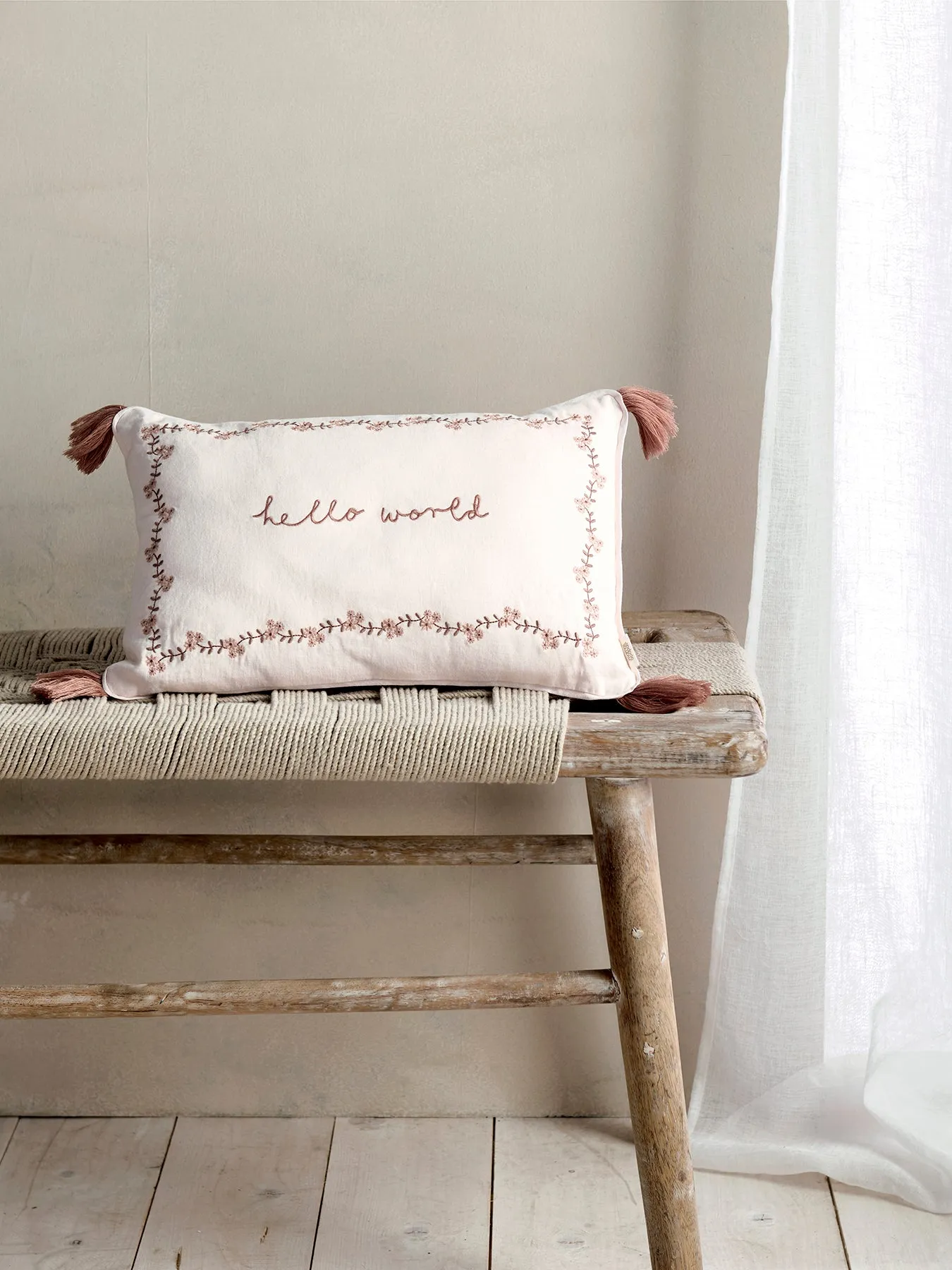 Decorative Cushion with Wildflower Print - Linen