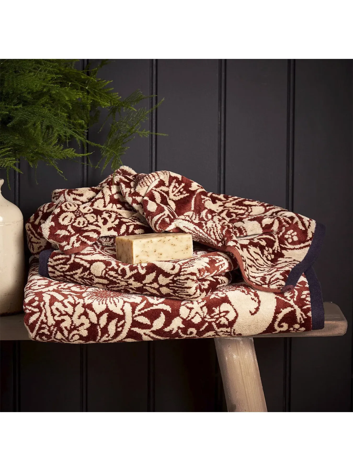 Bath Towel Jacquard Woven - Red, Cotton