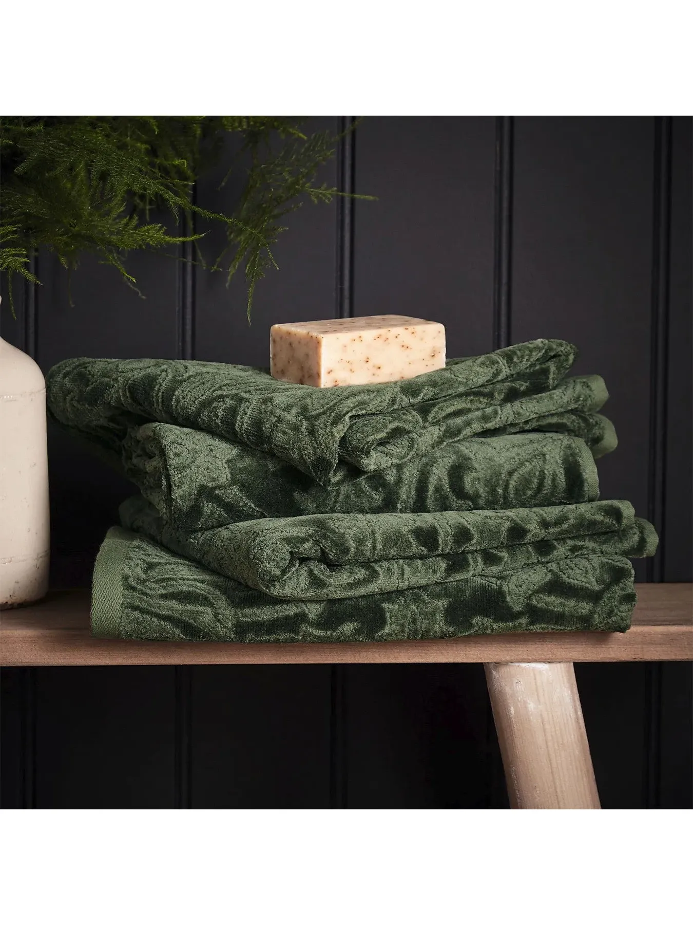 Hand Towel with Floral Pattern - Green, Cotton