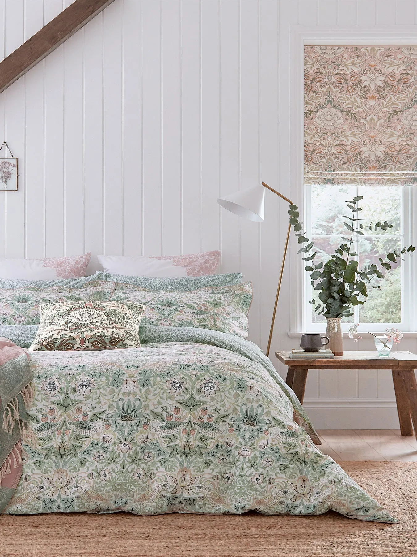 Single Duvet Cover Set - Cochineal Pink image