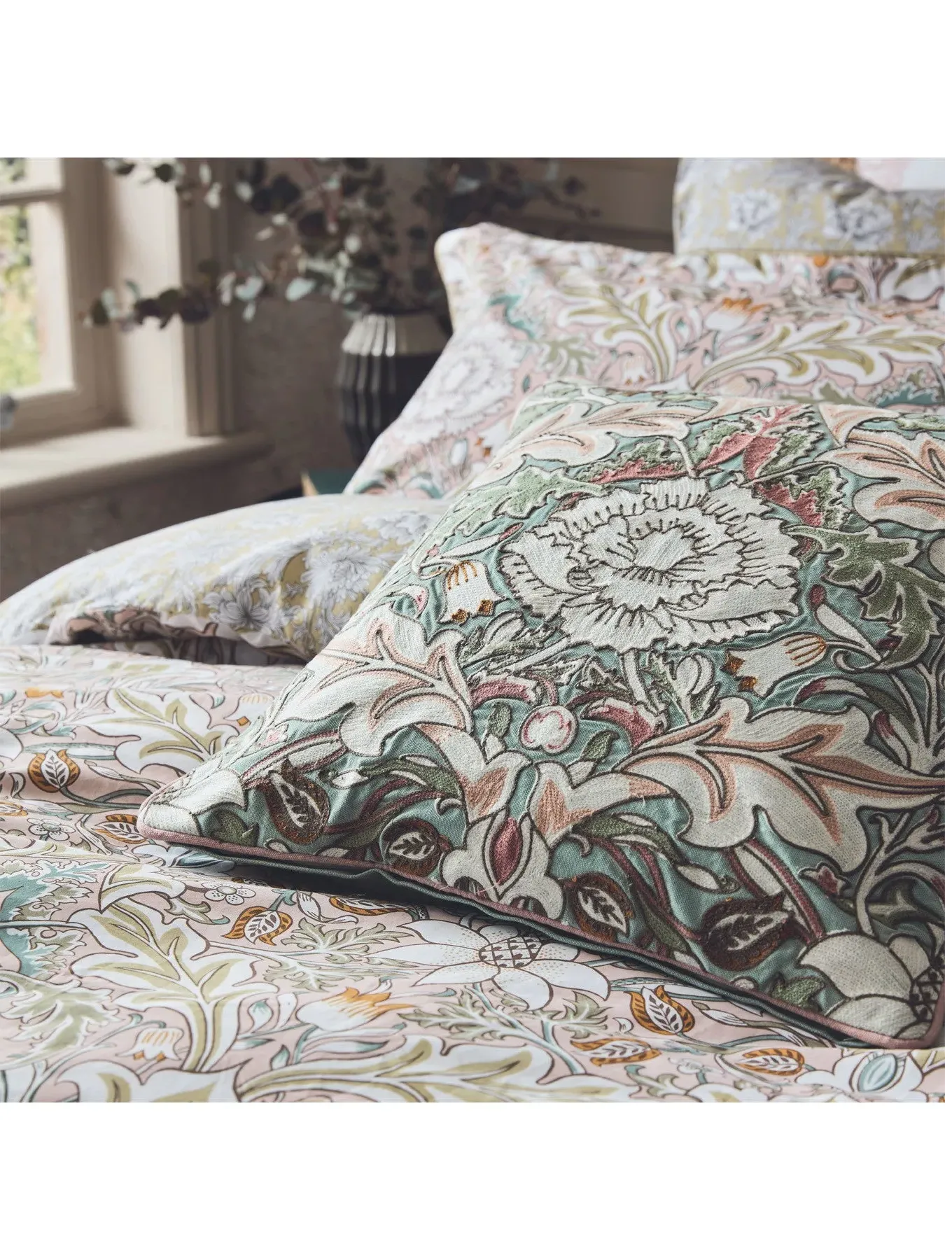 Square Cushion with Embroidery - Cochineal