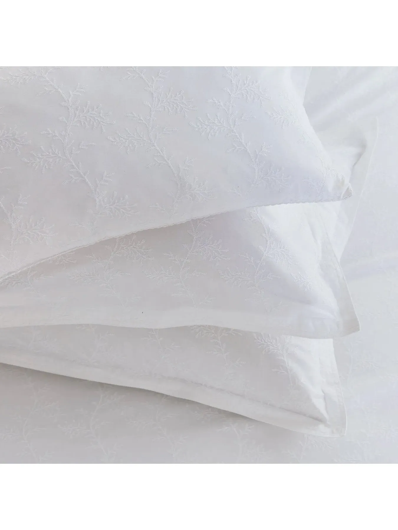 Double Bedding Set Embroidered - White, Cotton