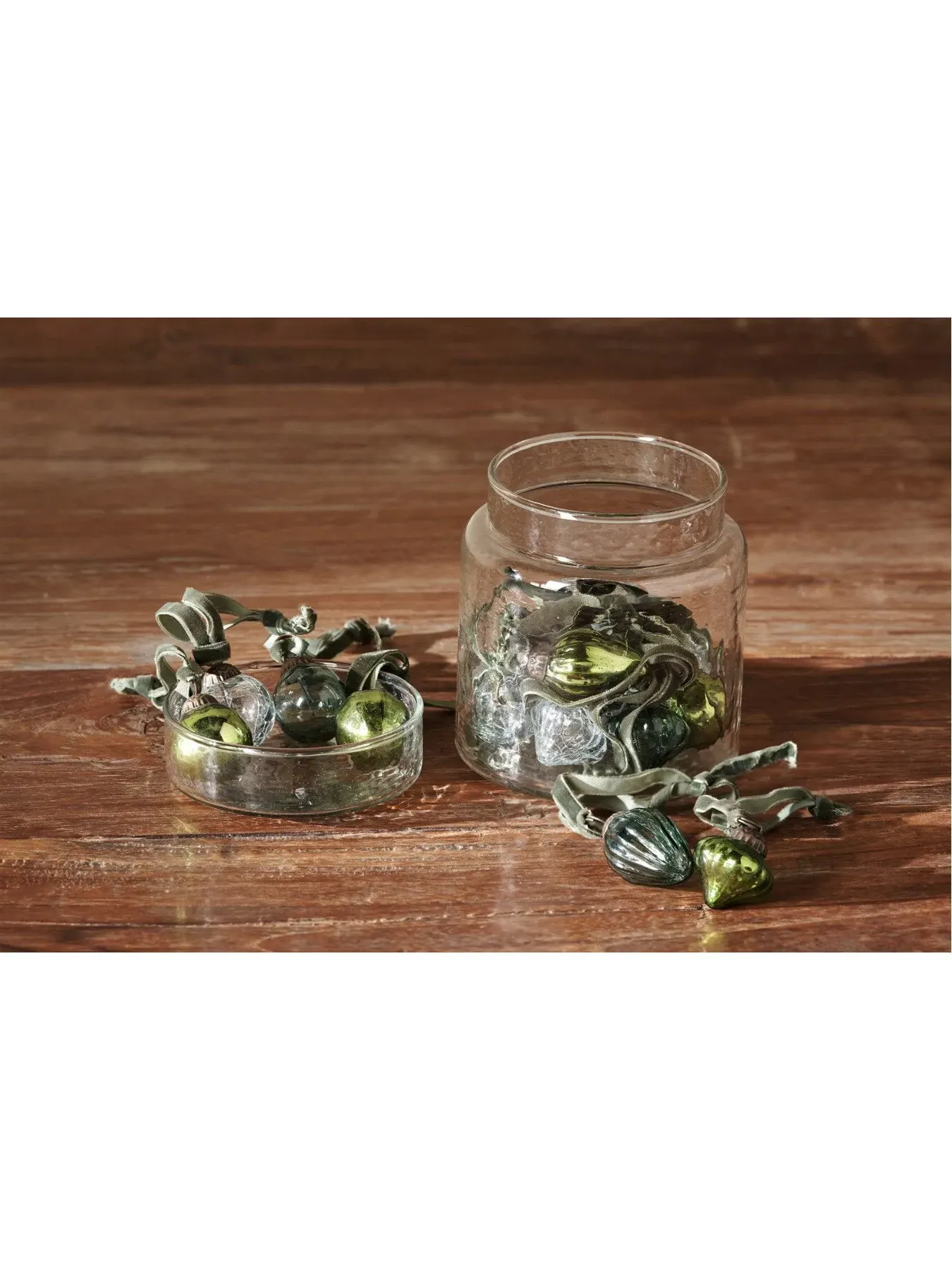 16-Piece Bauble Set with Jar - Green, Glass