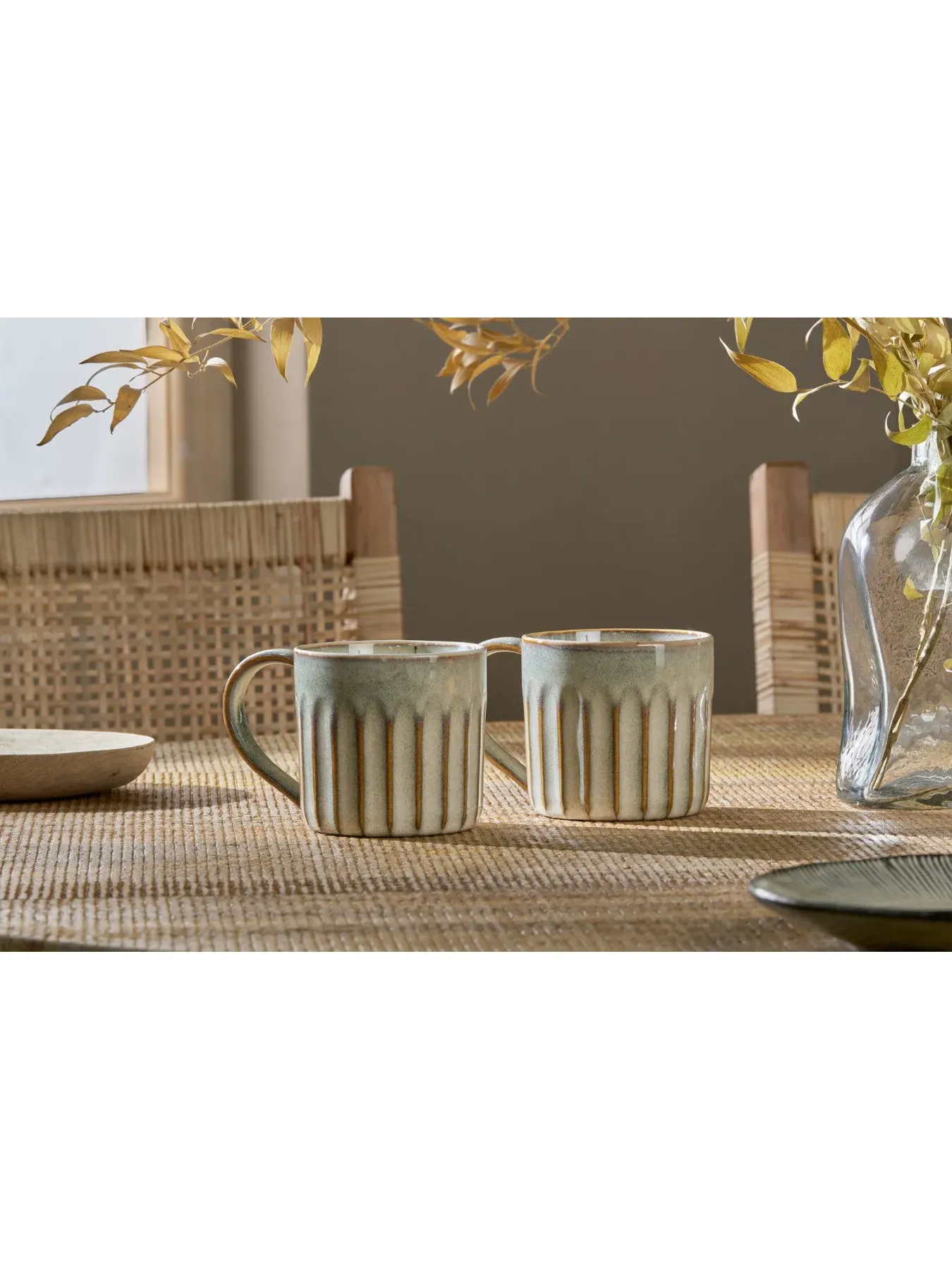 2-Piece Mug Set with Grooved Design - Natural