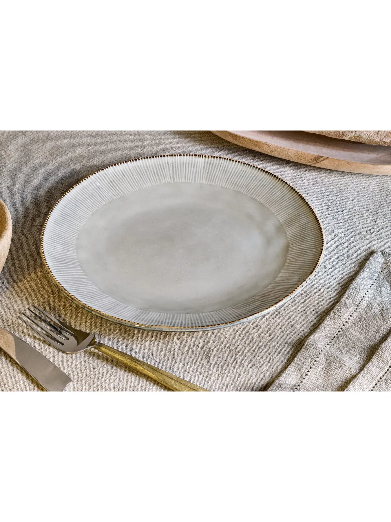 28cm Dinner Plate with Reactive Glaze - Cream