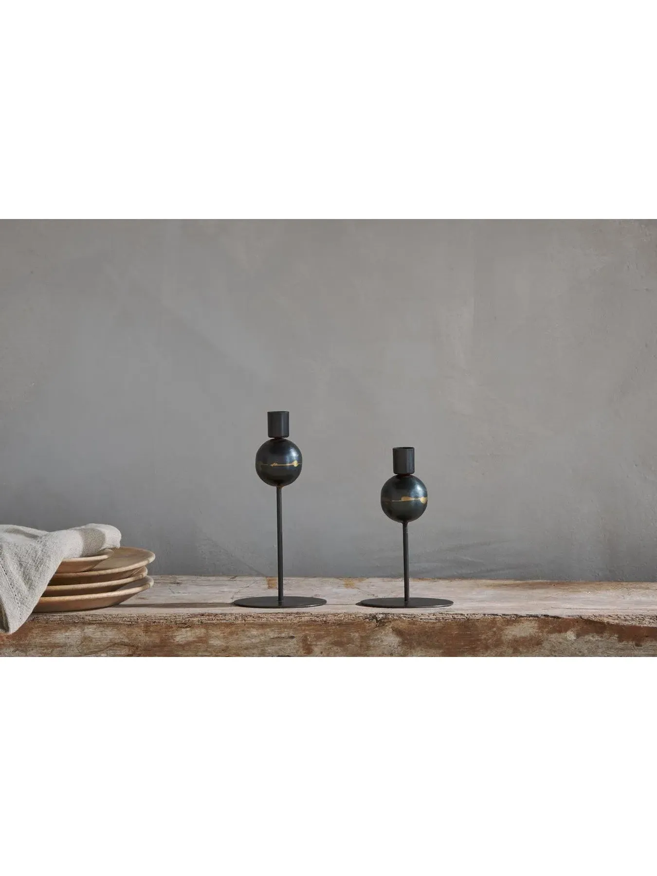 Set of 2 Candle Holders - Black, Recycled Iron