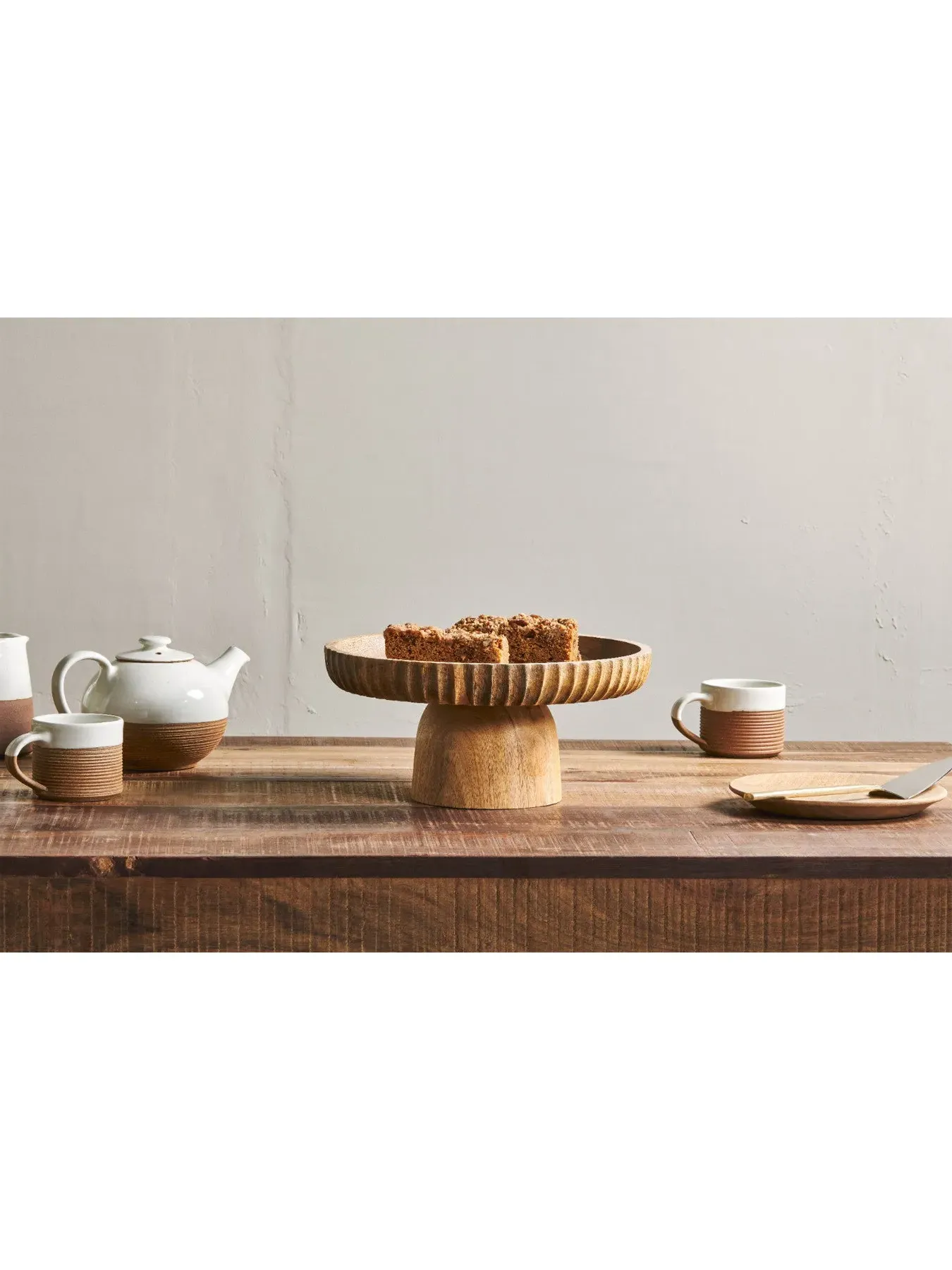 Small Wood Stand with Carved Edge - Natural, Mango
