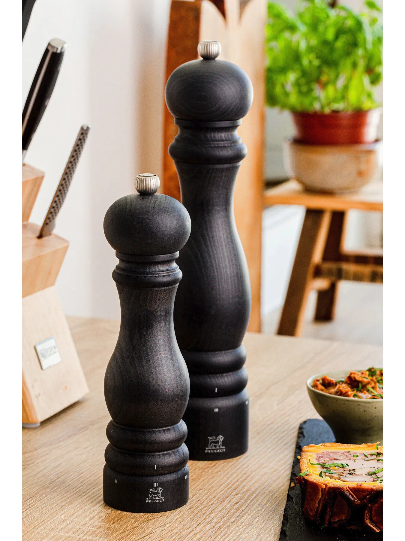 22cm Pepper Mill - Natural, Wood