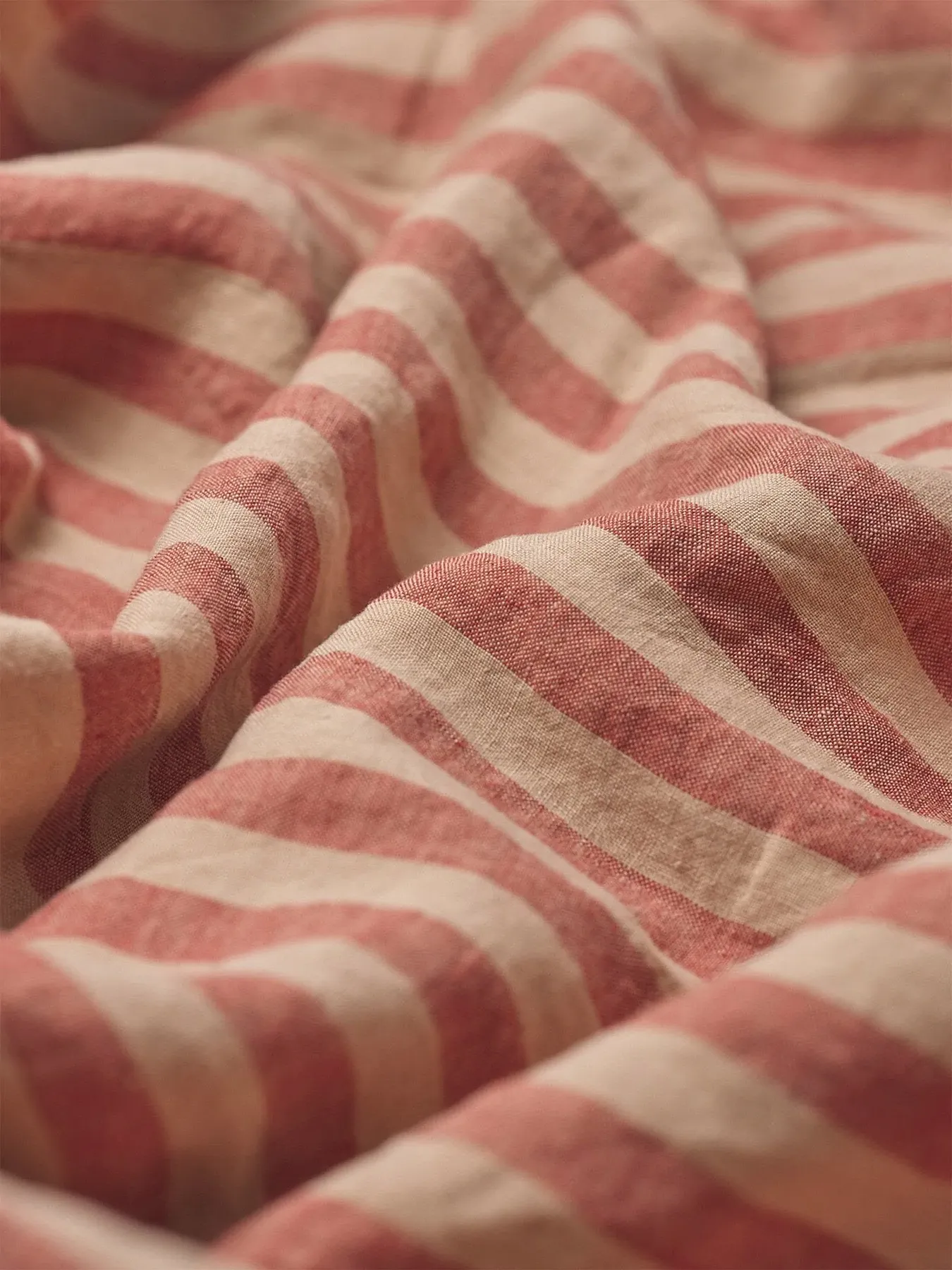 Standard Pillowcases Stripe - Red, Linen Blend