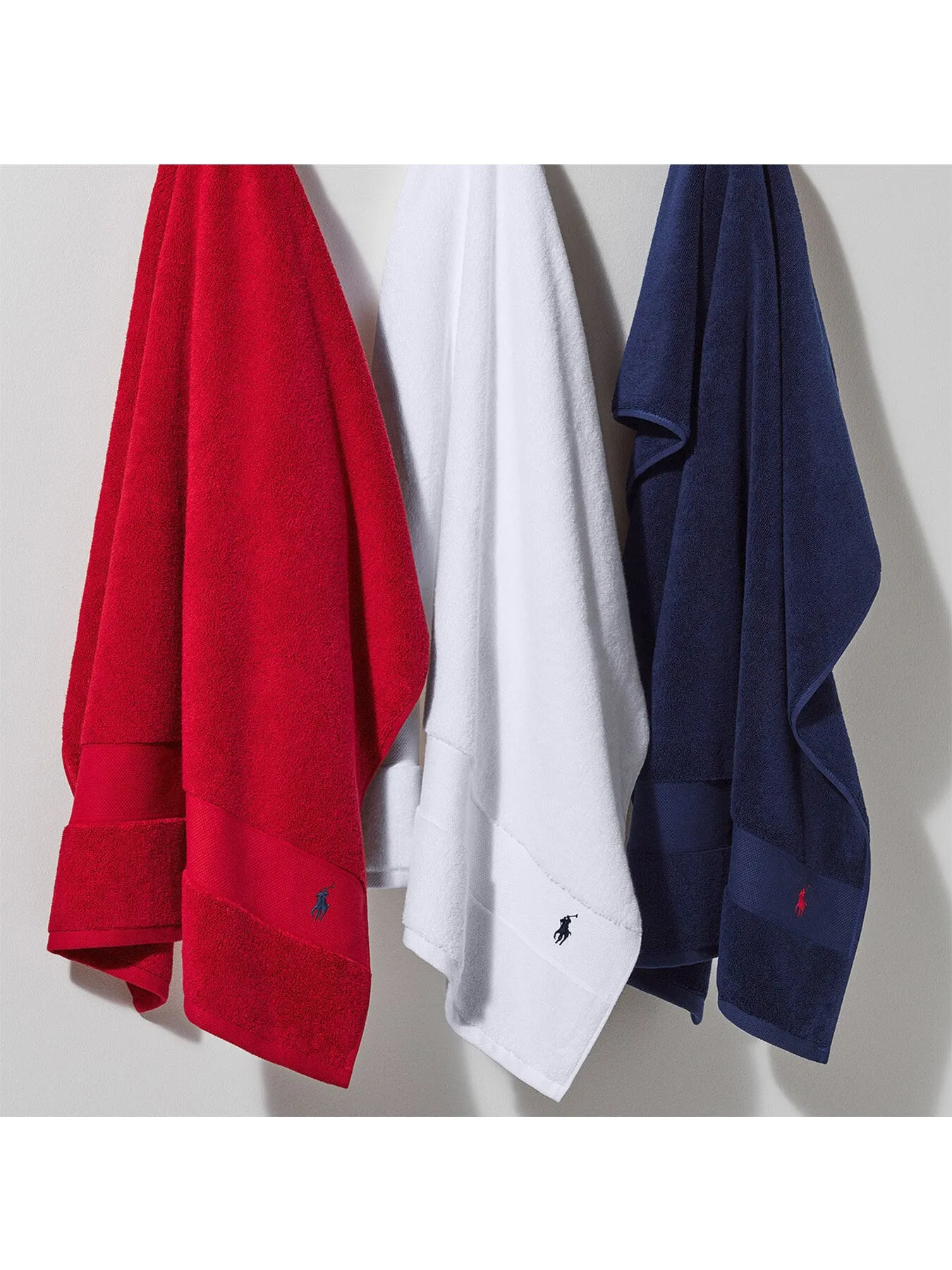 Face Cloth with Embroidered Logo - Red