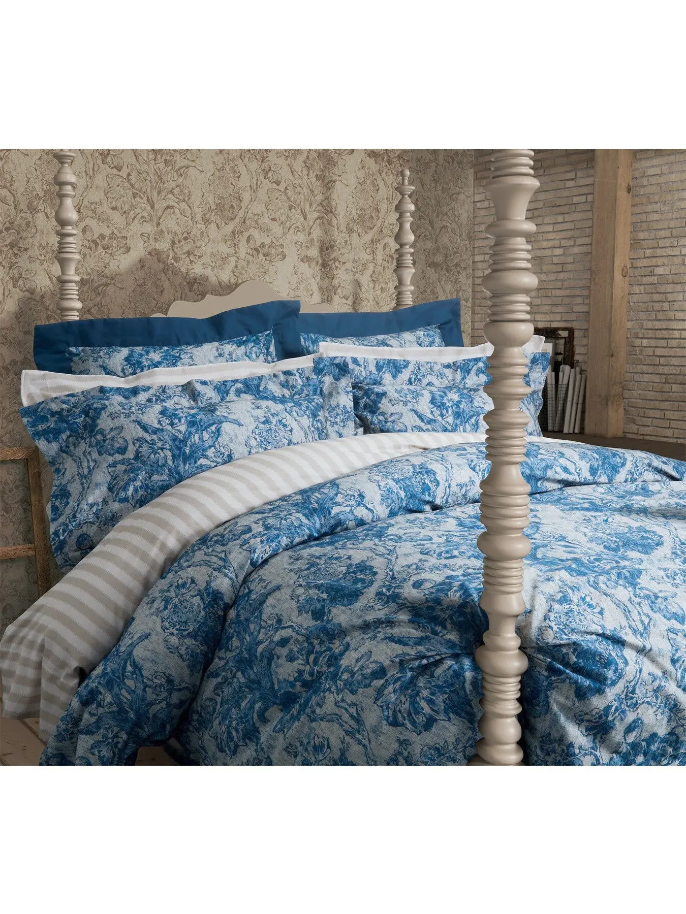 Square Pillowcase Pair Fringed Tulip - Smalt, Cotton