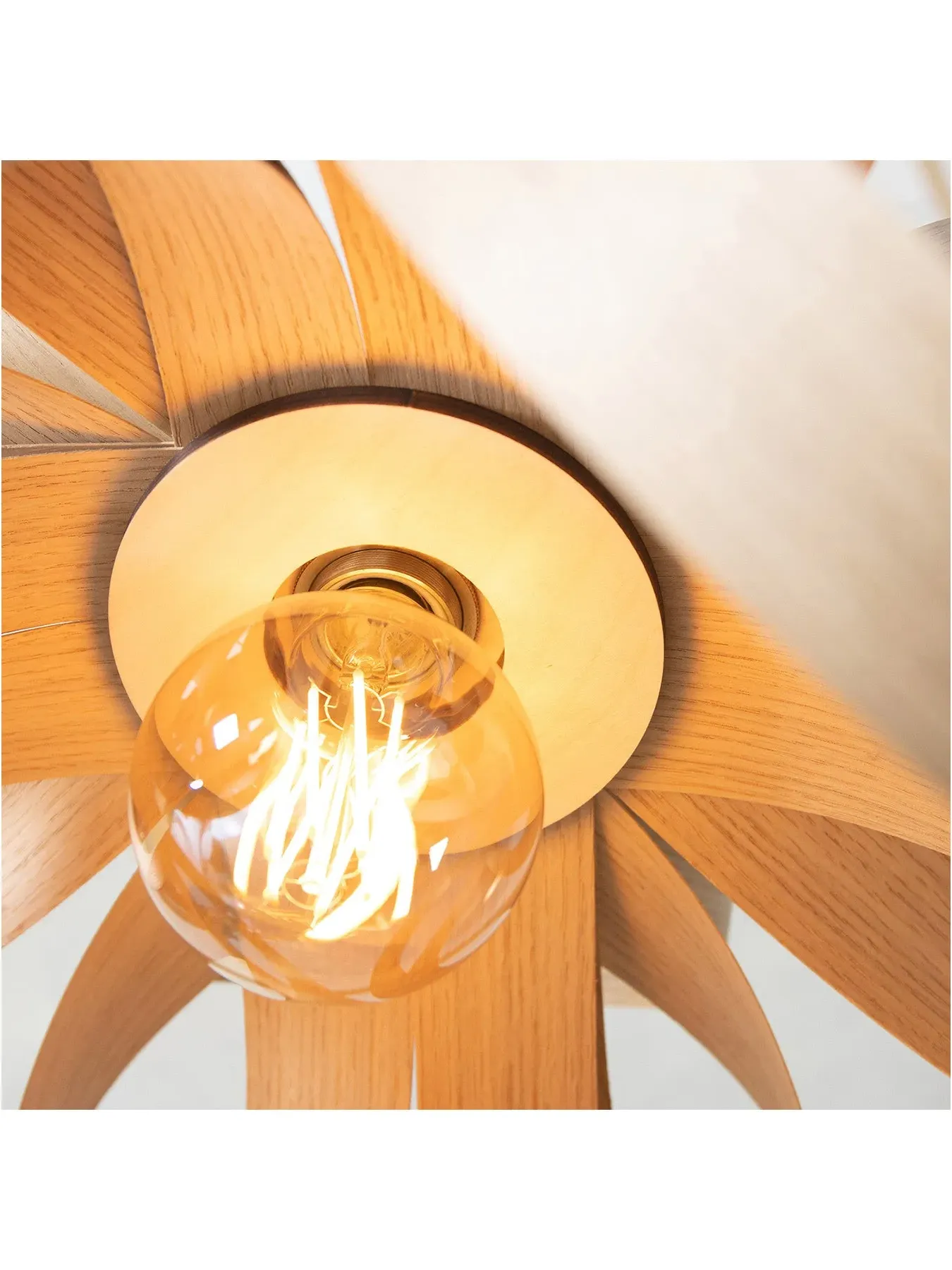 Skipper Pendant Light - Oak Wood
