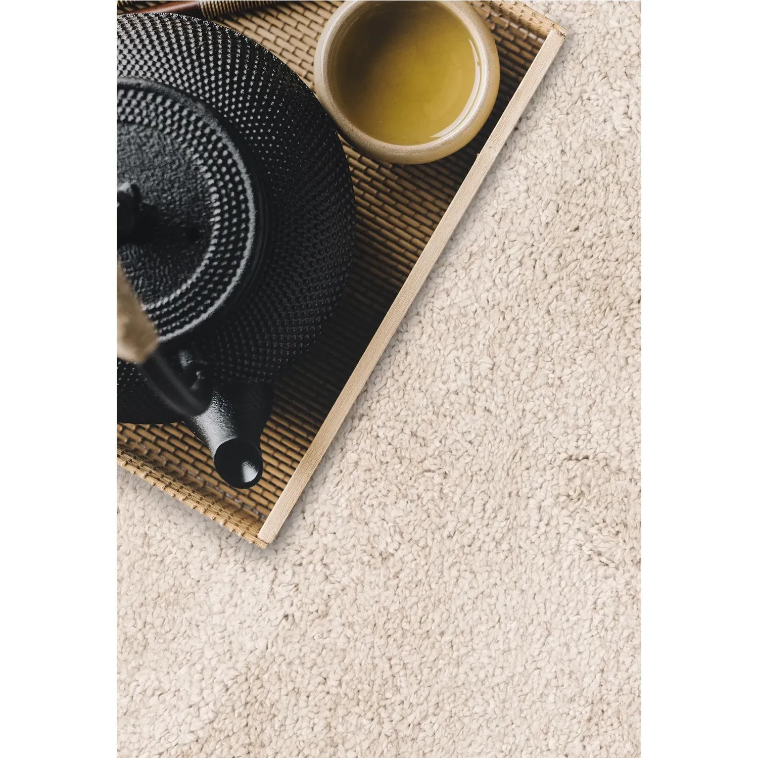 Shaggy Area Rug - Beige