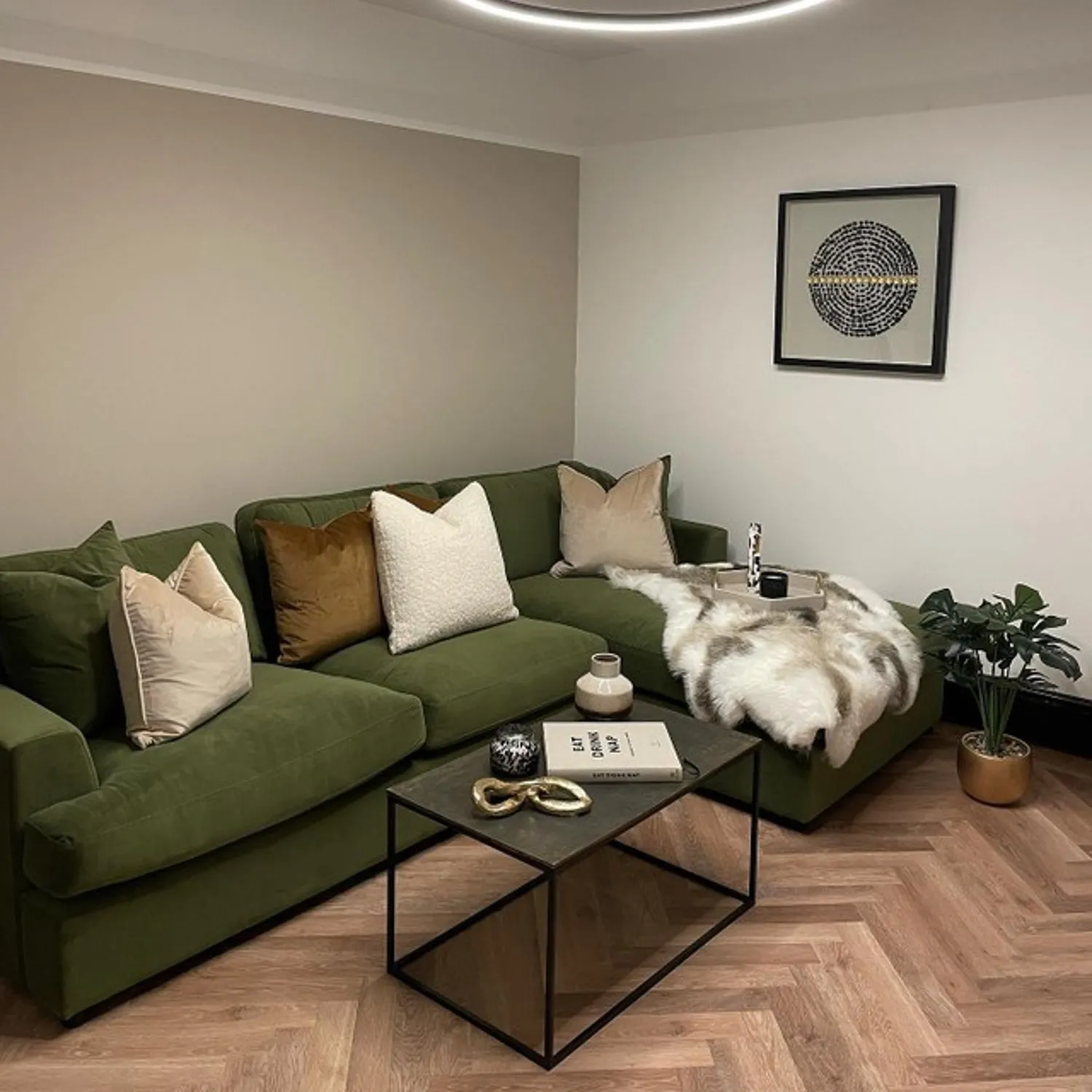 L-Shaped 4-Seater Chaise Sofa - Green, Velvet