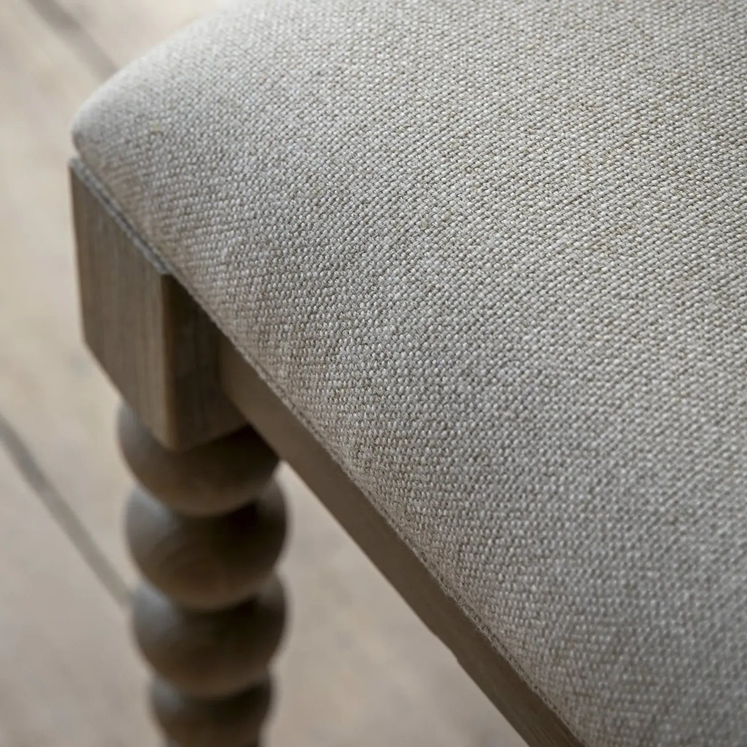 Large Hallway Bench with Bobbin Detail - Brown, Oak