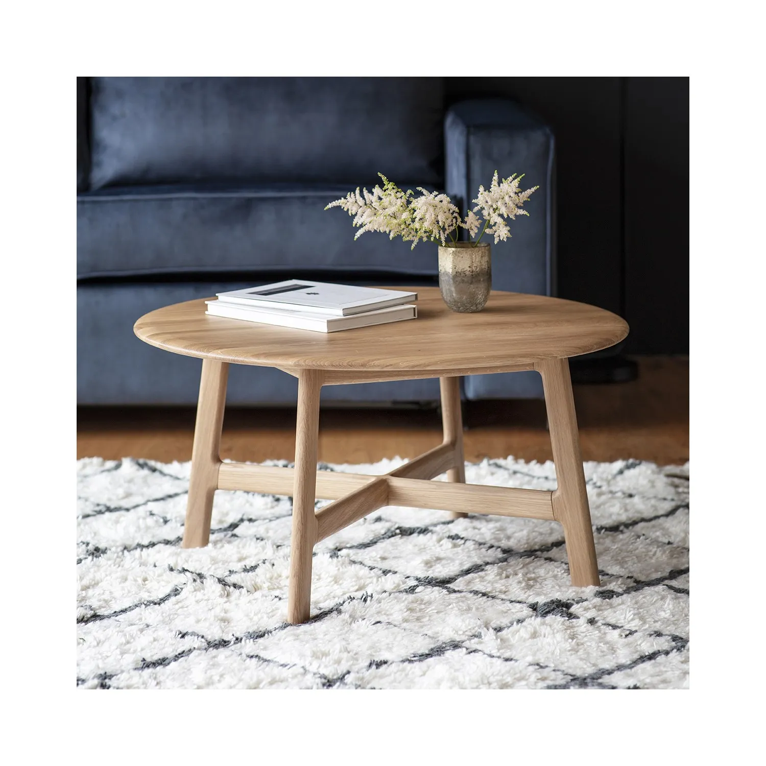 Round Coffee Table - Brown, Oak