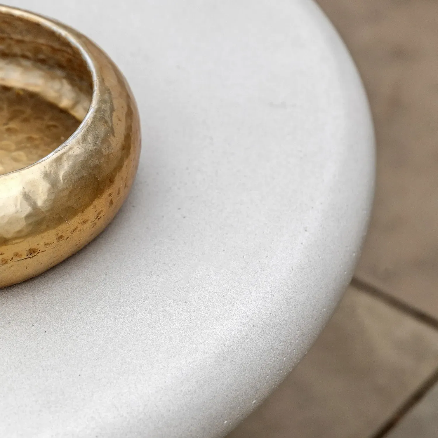 Round Coffee Table - White, Concrete