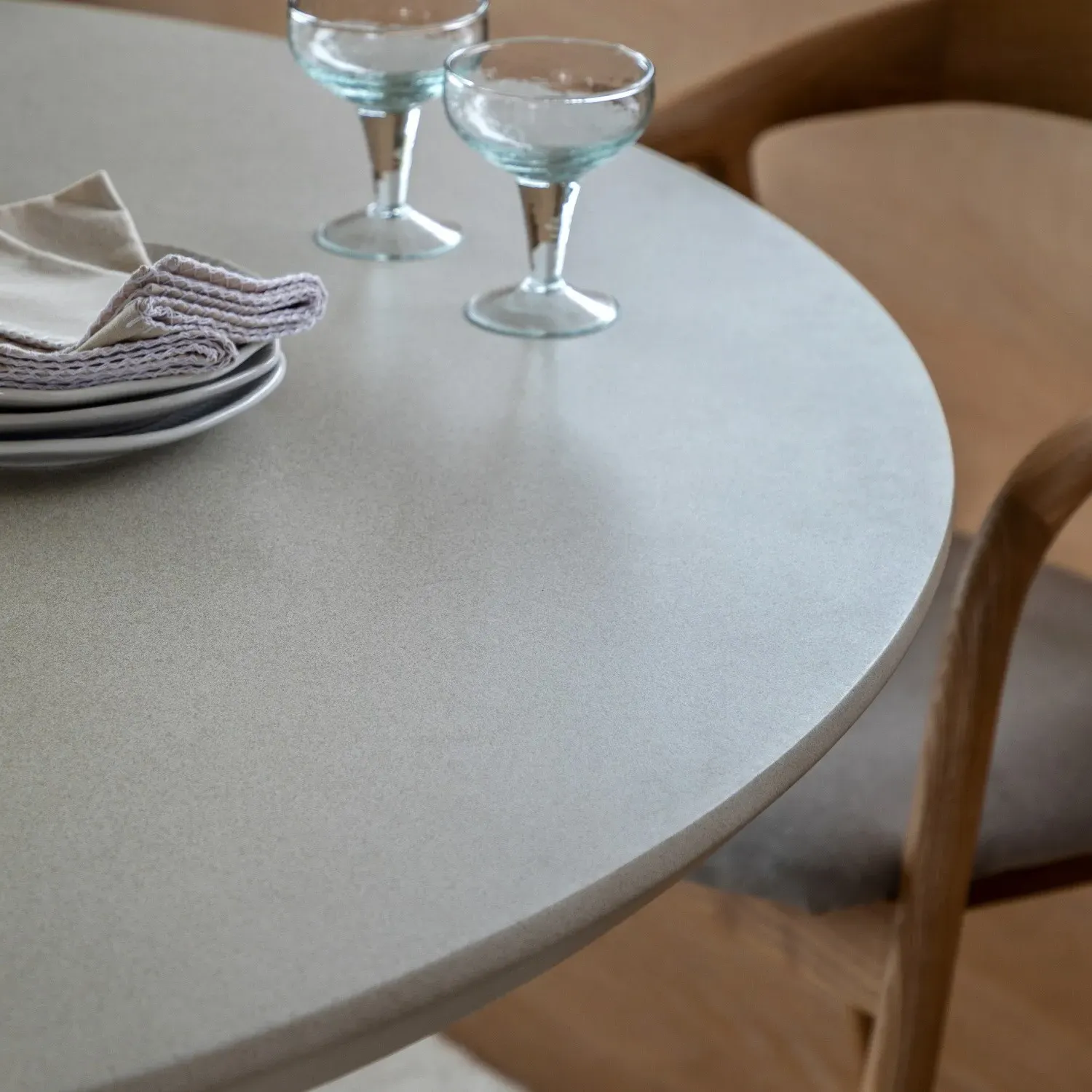 Round Dining Table Seats 4 - White, Concrete