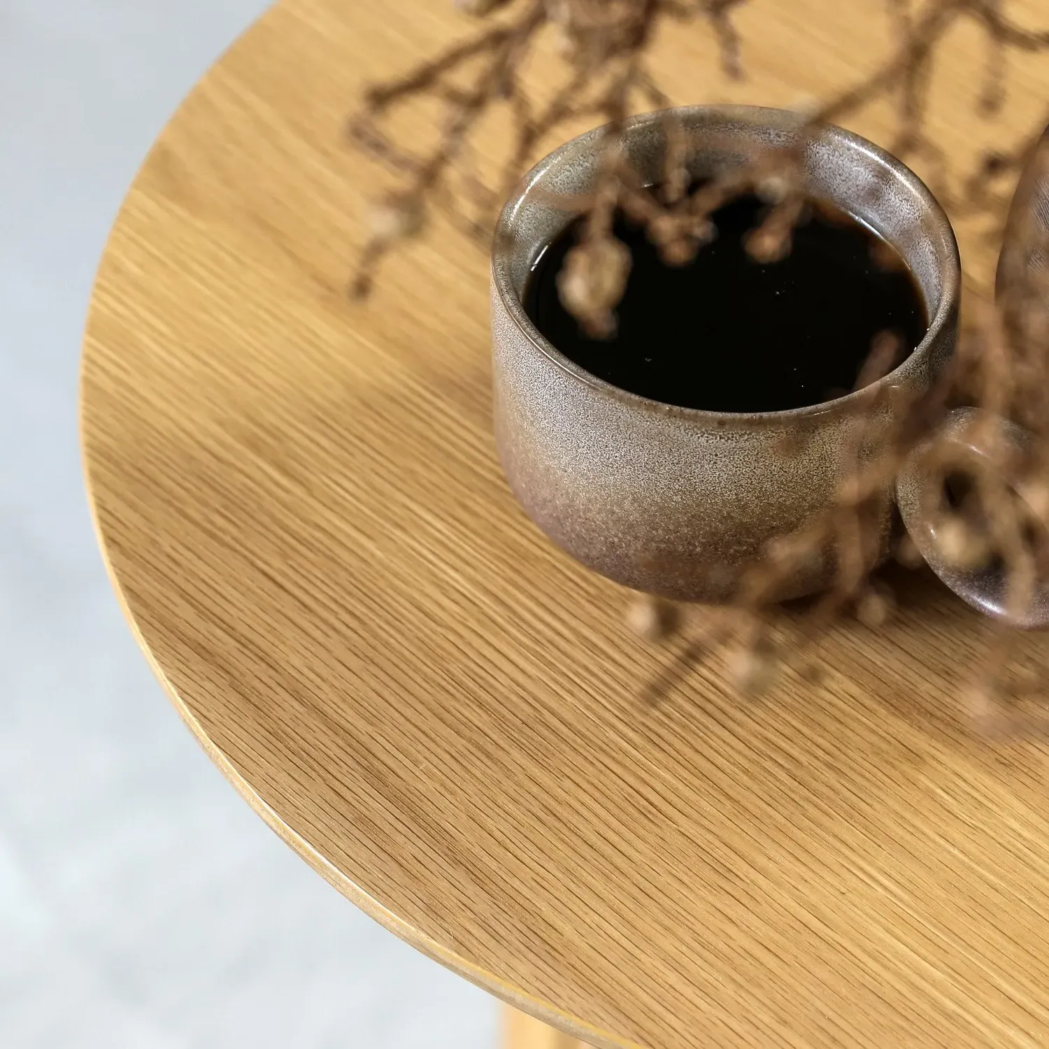 Round Side Table - Natural, Oak