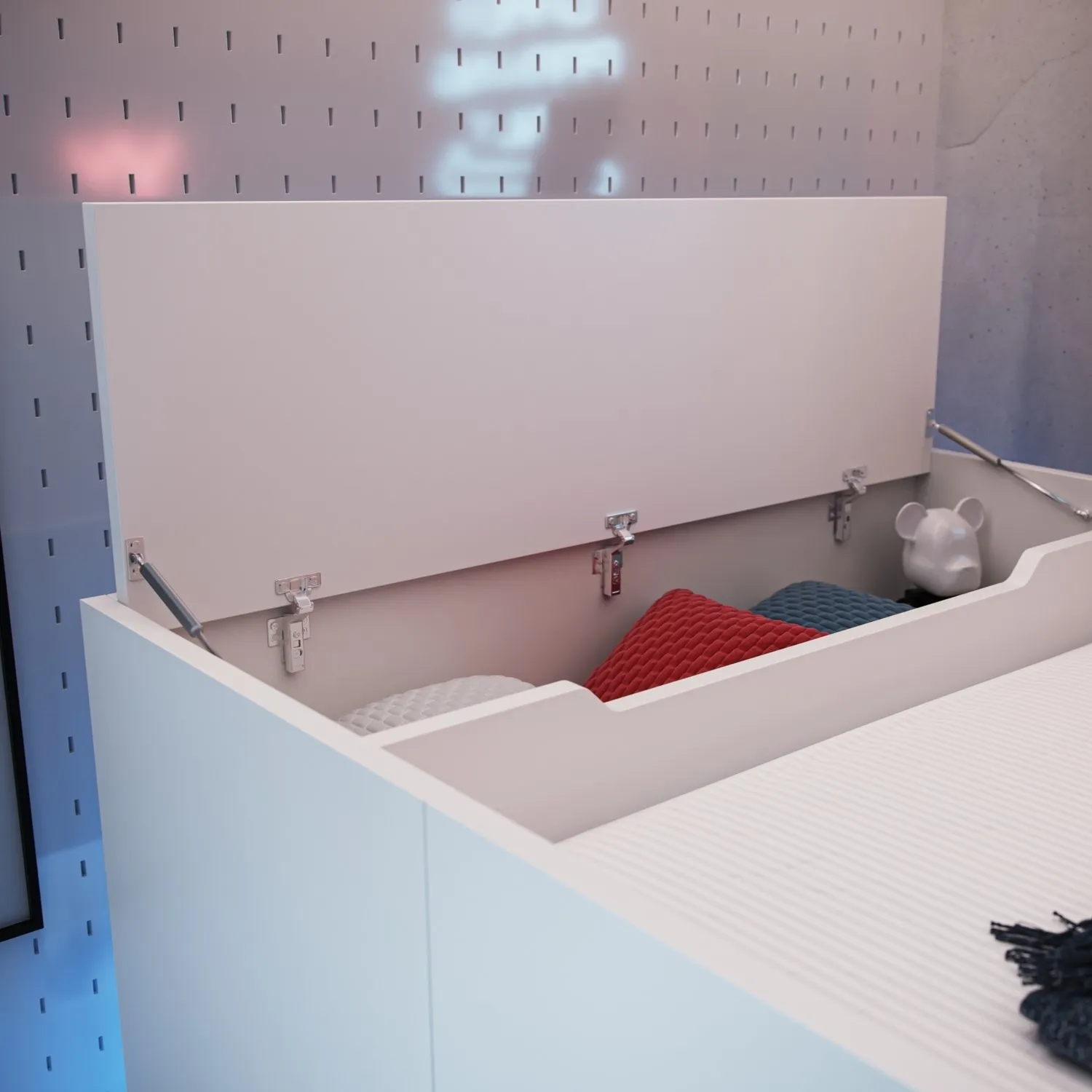 Single High Sleeper Bed with Desk - White
