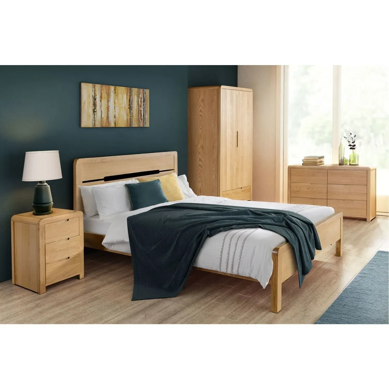 3-Drawer Chest with Curved Design - Oak