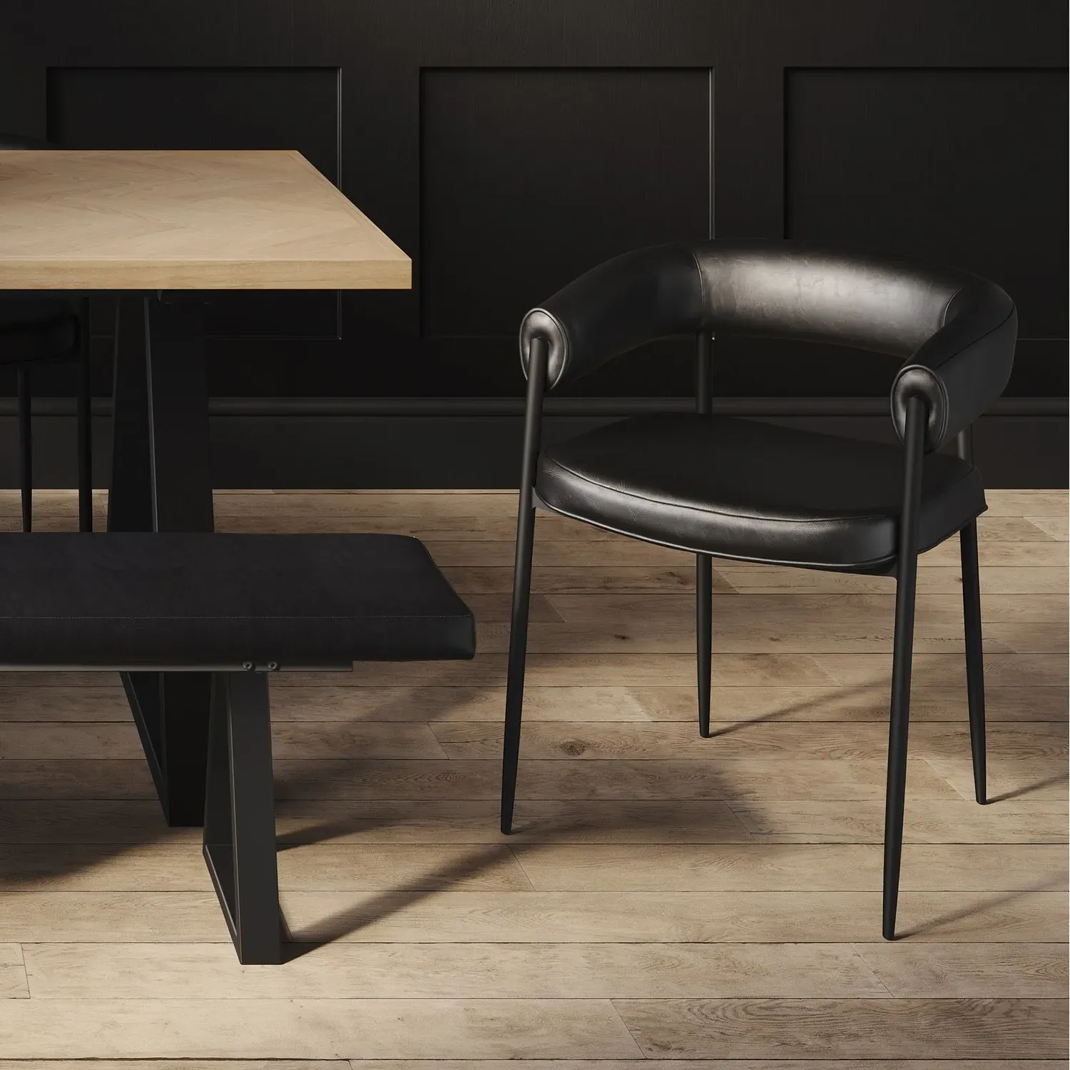 Set of 2 Curved Dining Chairs - Black, Faux Leather
