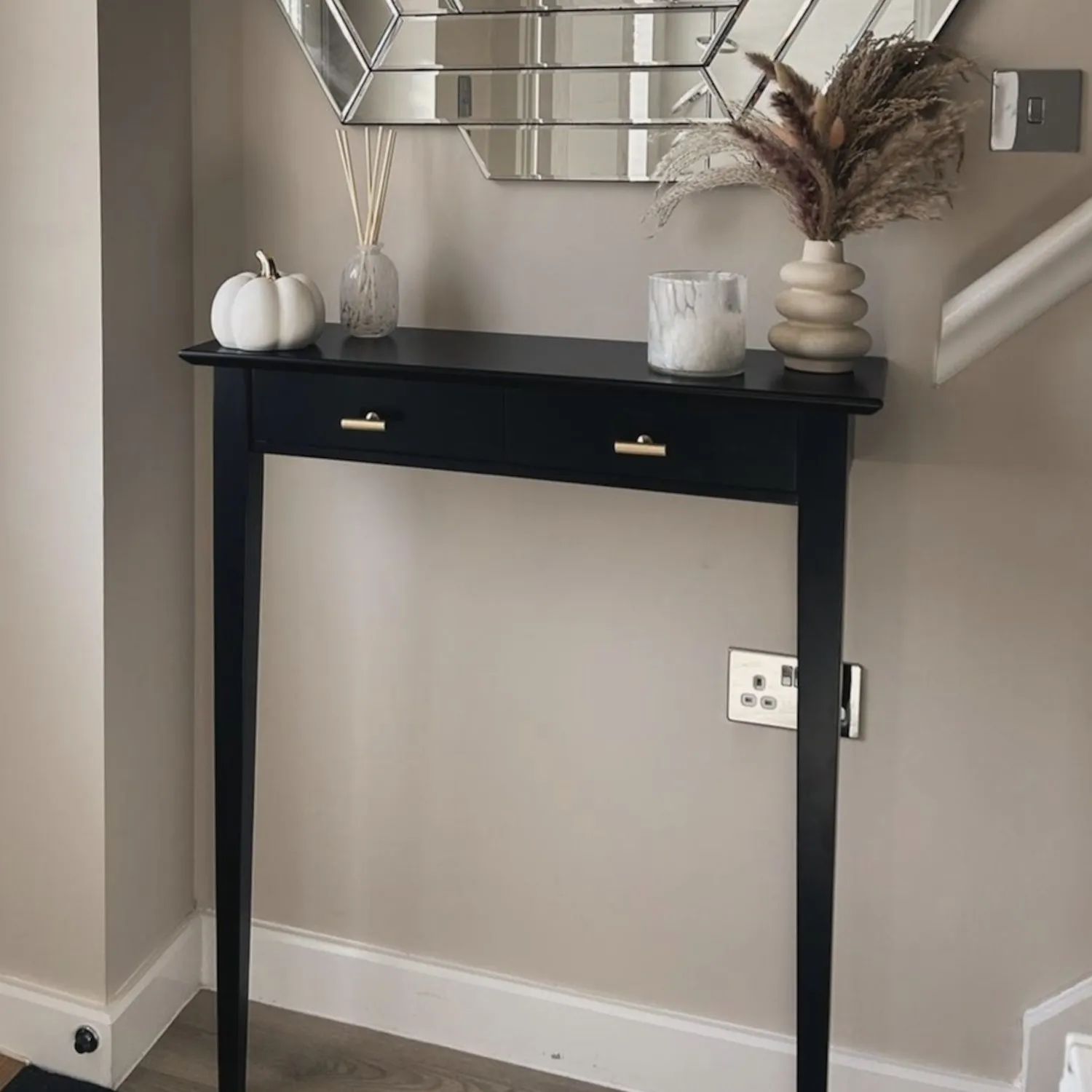 Extra Small Console Table with Fluted Detail - Black