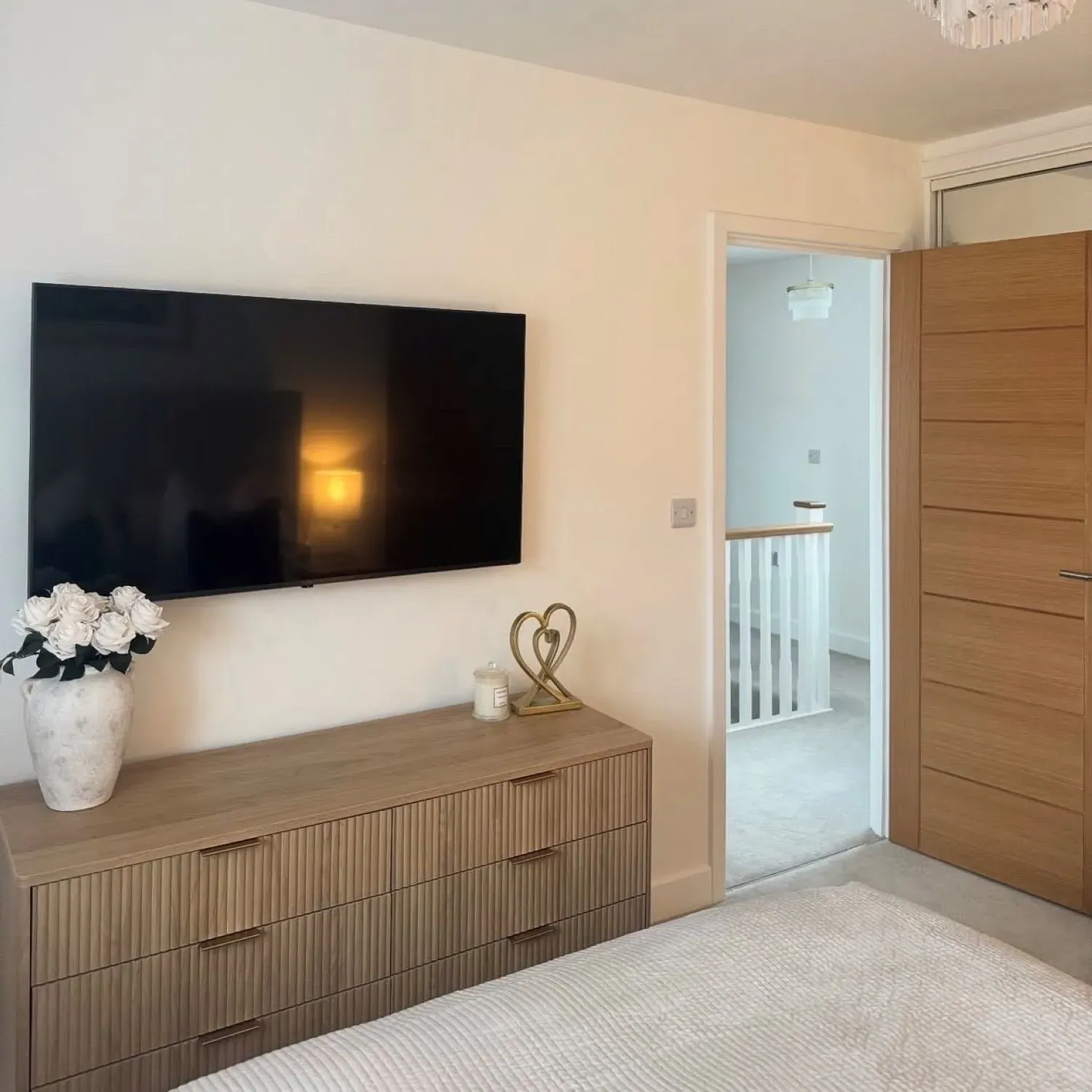 Wide 6-Drawer Chest with Gold Legs - Wood, MDF