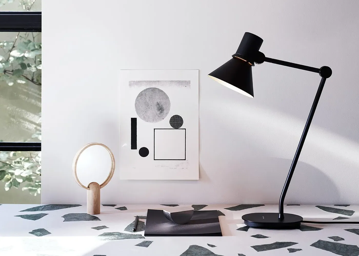 Adjustable Table Lamp with Push Switch - Green