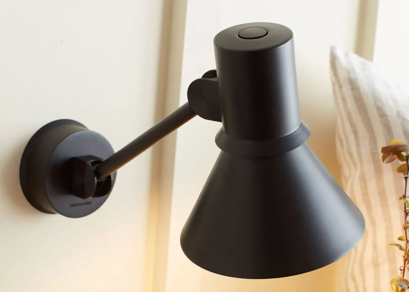 Short Arm Wall Light - Grey Mist, Metal