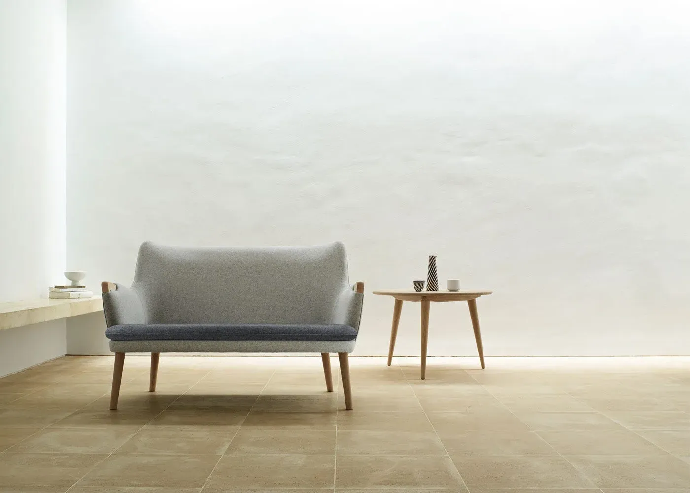2-Seater Sofa Frame - Black, Oak